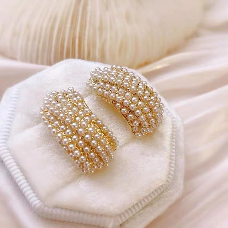 Pearl-studded Earrings