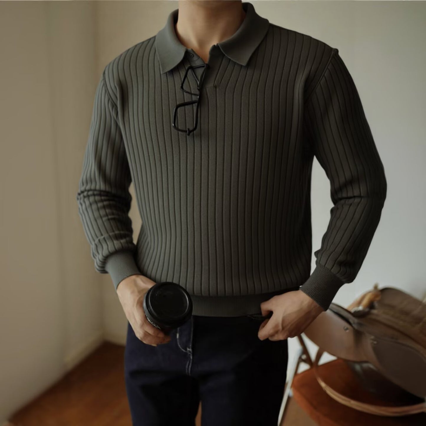 Men's V-neck Sweater