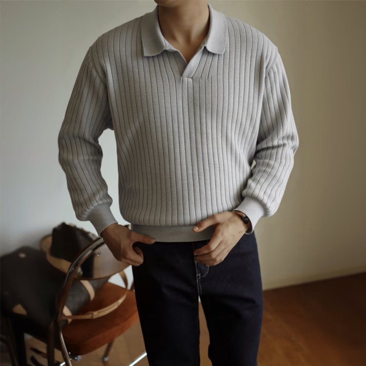 Men's V-neck Sweater
