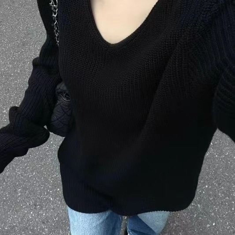 Loose V-neck Black Sweater
