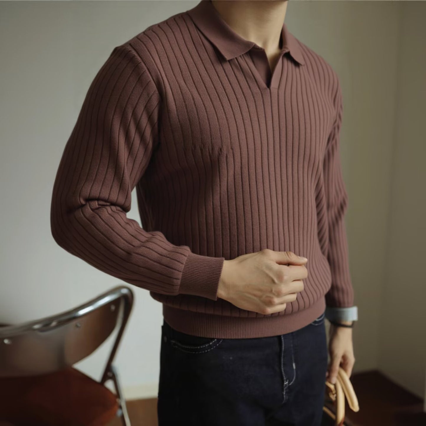 Men's V-neck Sweater