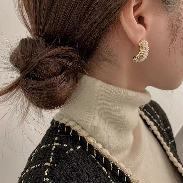 Pearl-studded Earrings
